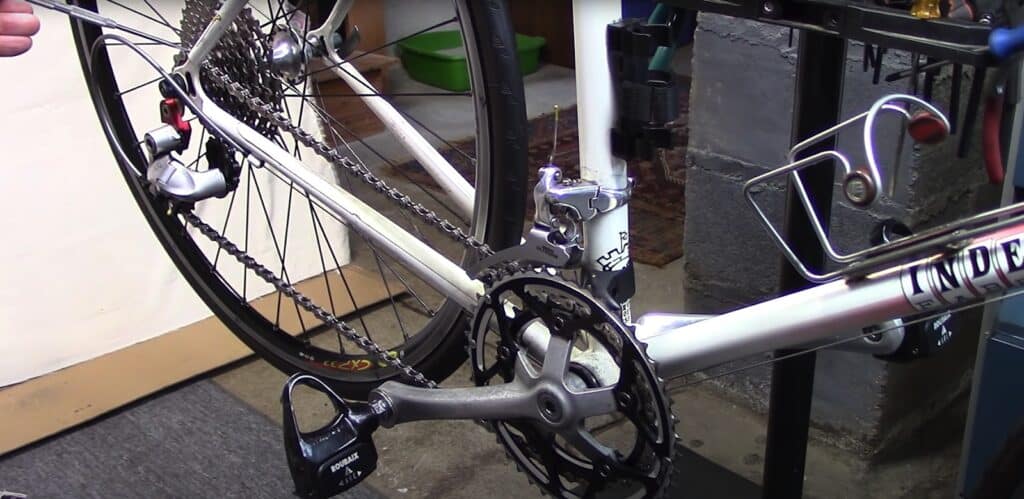 Before removing the chain shift it down to the smallest gear combination to make removal easier.