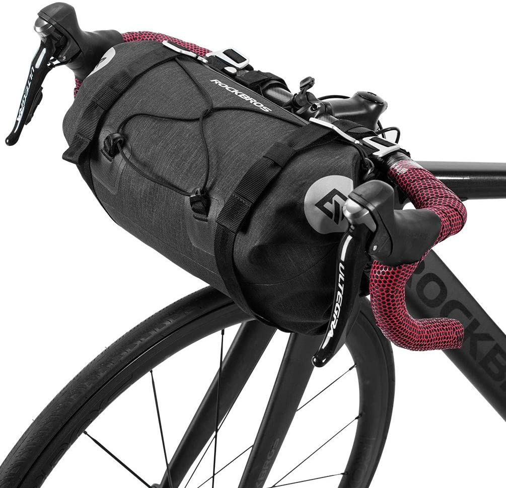 A mountain bike tool bag that locks will ensure that all your tools stay securely in the bag no matter how rough the trail is.