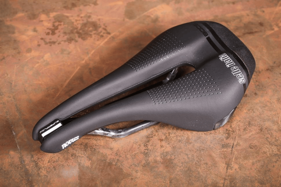 It is important for women to ride with a mountain bike saddle that is cushioned and wide, but that is shorter.